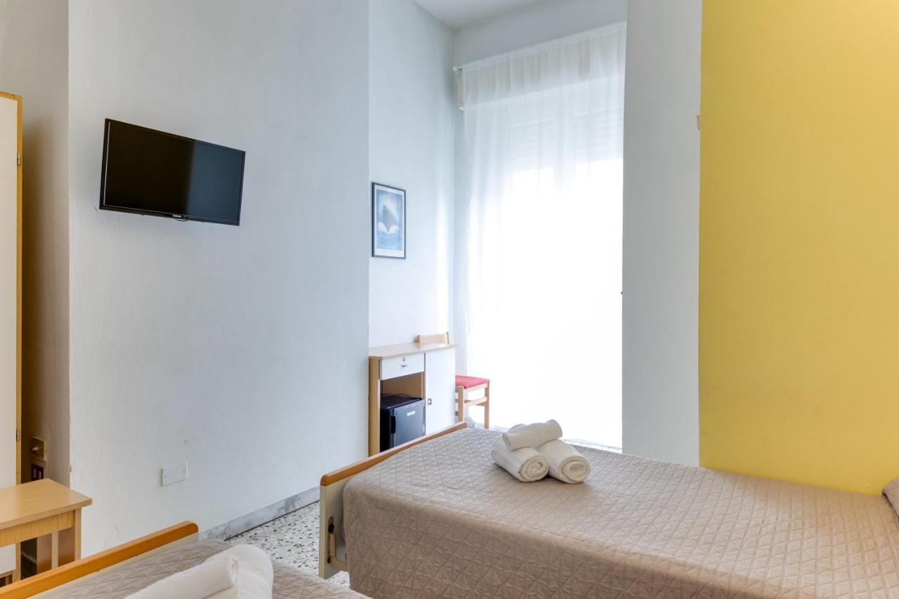 Hotel Villa Merope Ρίμινι Εξωτερικό φωτογραφία