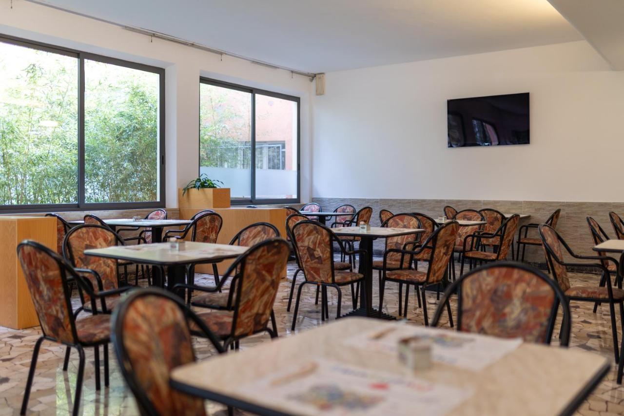 Hotel Villa Merope Ρίμινι Εξωτερικό φωτογραφία