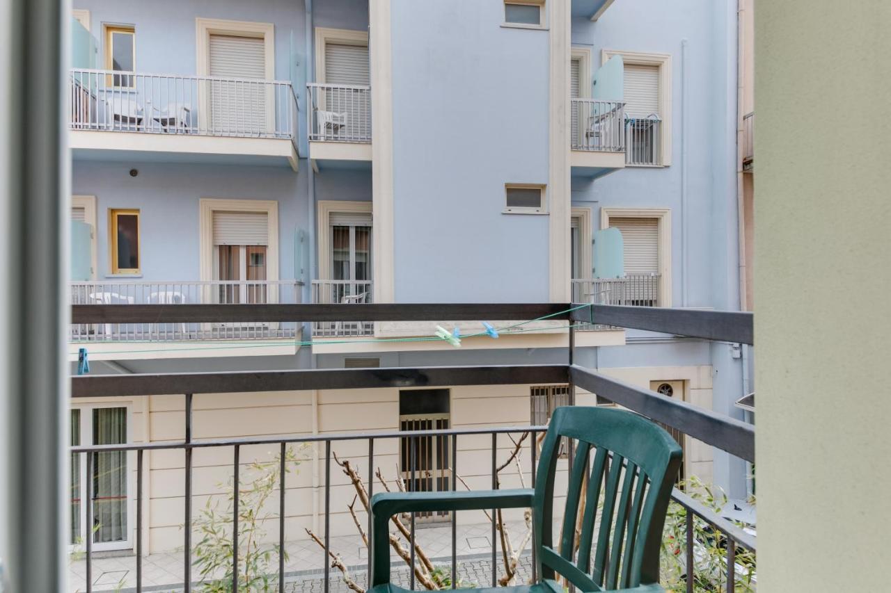 Hotel Villa Merope Ρίμινι Εξωτερικό φωτογραφία