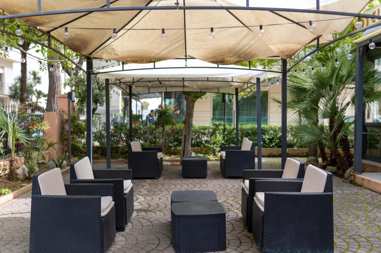 Hotel Villa Merope Ρίμινι Εξωτερικό φωτογραφία