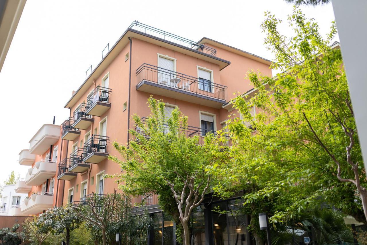Hotel Villa Merope Ρίμινι Εξωτερικό φωτογραφία