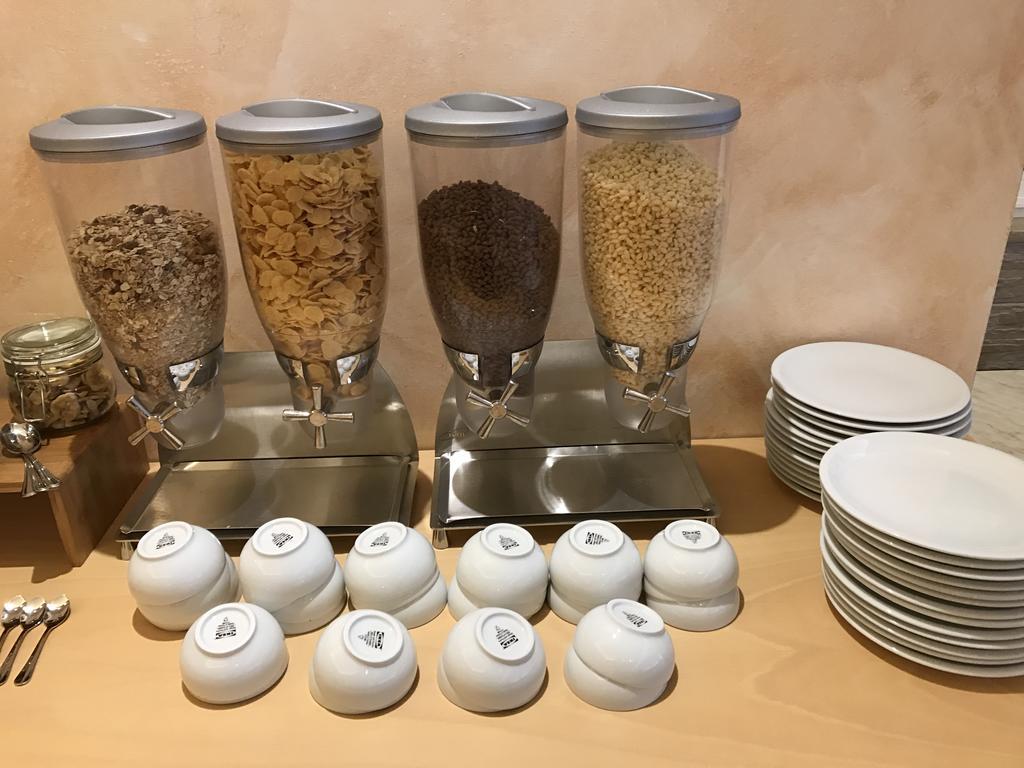 Hotel Villa Merope Ρίμινι Εξωτερικό φωτογραφία